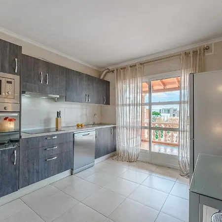 Residencia El Duque - 1, Marius Tatil Evi Costa Adeje