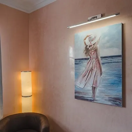 Residencia El Duque - 1, Marius Tatil Evi *
