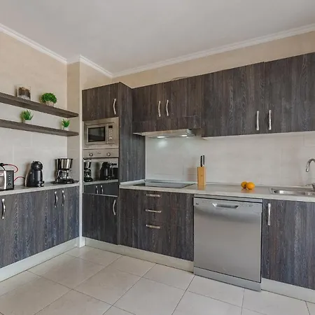Residencia El Duque - 1, Marius Tatil Evi *