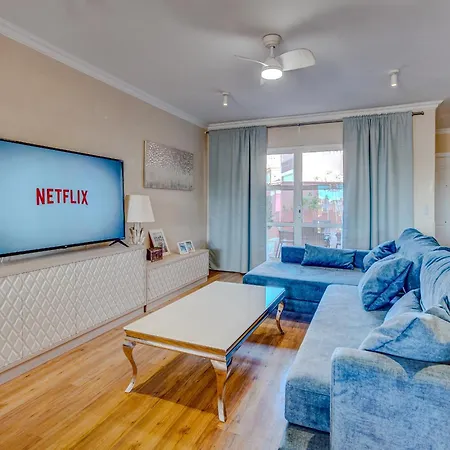 Tatil Evi Residencia El Duque - 1, Marius *