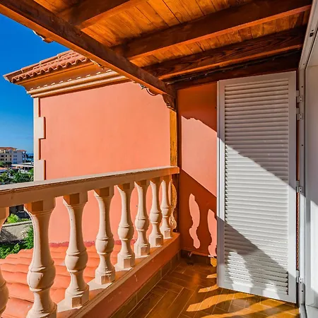 Tatil Evi Residencia El Duque - 1, Marius *