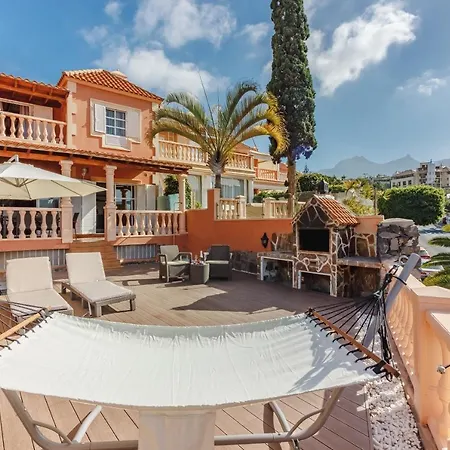 Residencia El Duque - 1, Marius Tatil Evi *