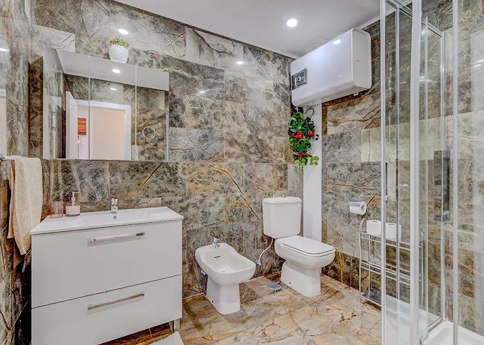 Residencia El Duque - 1, Marius Semesterbostad *