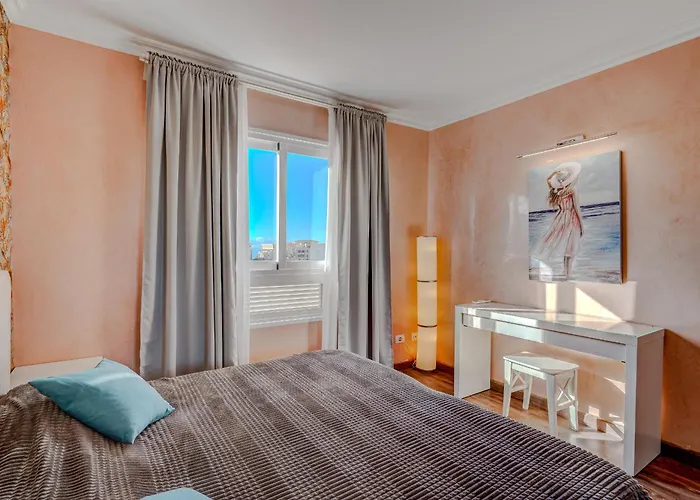 Residencia El Duque - 1, Marius 아데제