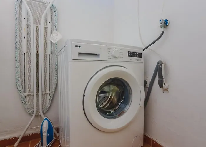 Residencia El Duque - 1, Marius Nyaraló