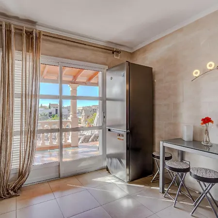 Residencia El Duque - 1, Marius *