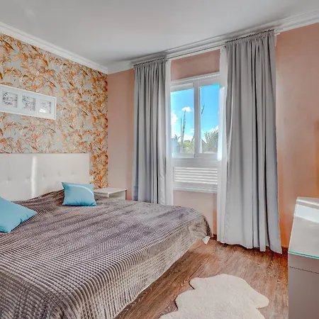 بيت للعطل Residencia El Duque - 1, Marius