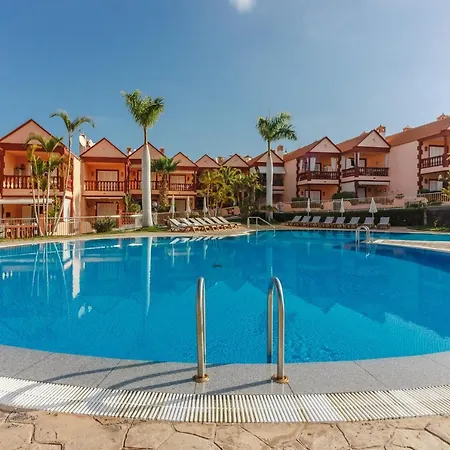 بيت للعطل Residencia El Duque - 1, Marius